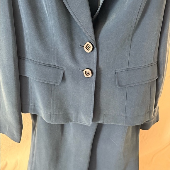 Dress Barn Navy Blue Pantsuit - Picture 3 of 4